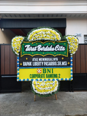 Papan Bunga Duka di Widang