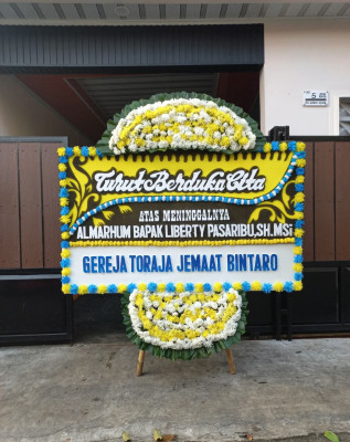 Papan Bunga Duka di Widang